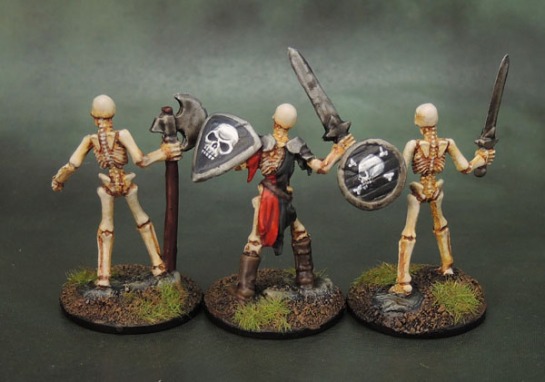 Reaper Bones 77240 Skeleton Guardian Sword, 77242 Skeleton Warrior Sword, 77243 Skeleton Warrior Axeman