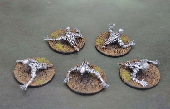 River Horse Teminator Genisys T-800 Plastic Endoskeleton Crawlers