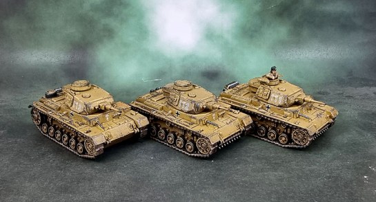 Plastic Soldier Company 15mm Panzer III Company - Deutsches Afrikakorps/Panzerarmee Afrika for Flames of War, Battlegroup, What A Tanker 1:100 1/100 scale