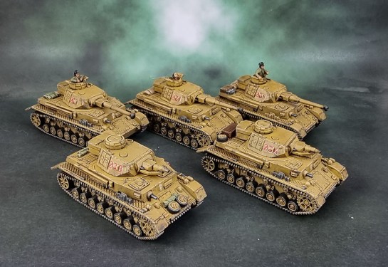 Battlefront 15mm Panzer IV Ausf.F1/2 - Deutsches Afrikakorps/Panzerarmee Afrika for Flames of War, Battlegroup, What a Tanker, 1:100, 1/100