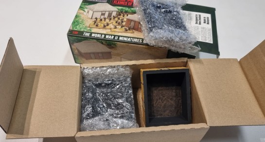 15mm Terrain Unboxing Review: Flames of War Battlefield in a Box - Island Huts (Gale Force Nine BB196), Vietnamese Huts (BB169), 1/100, 1:100 Wargaming Terrain, What a Tanker, Team Yankee WWIII, Battlegroup