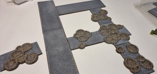 15mm Terrain Unboxing Review: Flames of War Battlefield in a Box - Cratered Cobblestone Roads (Gale Force Nine BB142), 1:100, 1/100, What a Tanker, Battlegroup, Team Yankee World War III