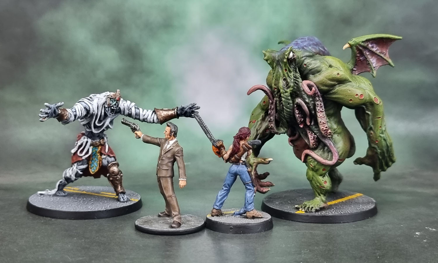 Zombicide 2nd Edition Abominations: Cthulhu & The Mummy, Zombicide Brad Clint Eastwoord Dirty Harry, Reaper Miniatures 50153 Berkeley Zombie Survivor