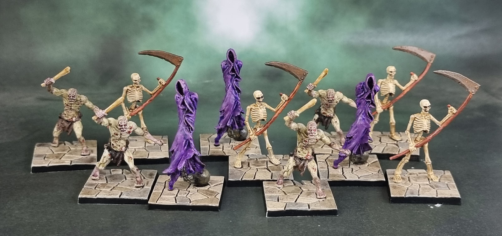 Mantic Dungeon Saga: Dwarf KIng's Quest - Zombies, Skeletons and Ghosts/Wraiths