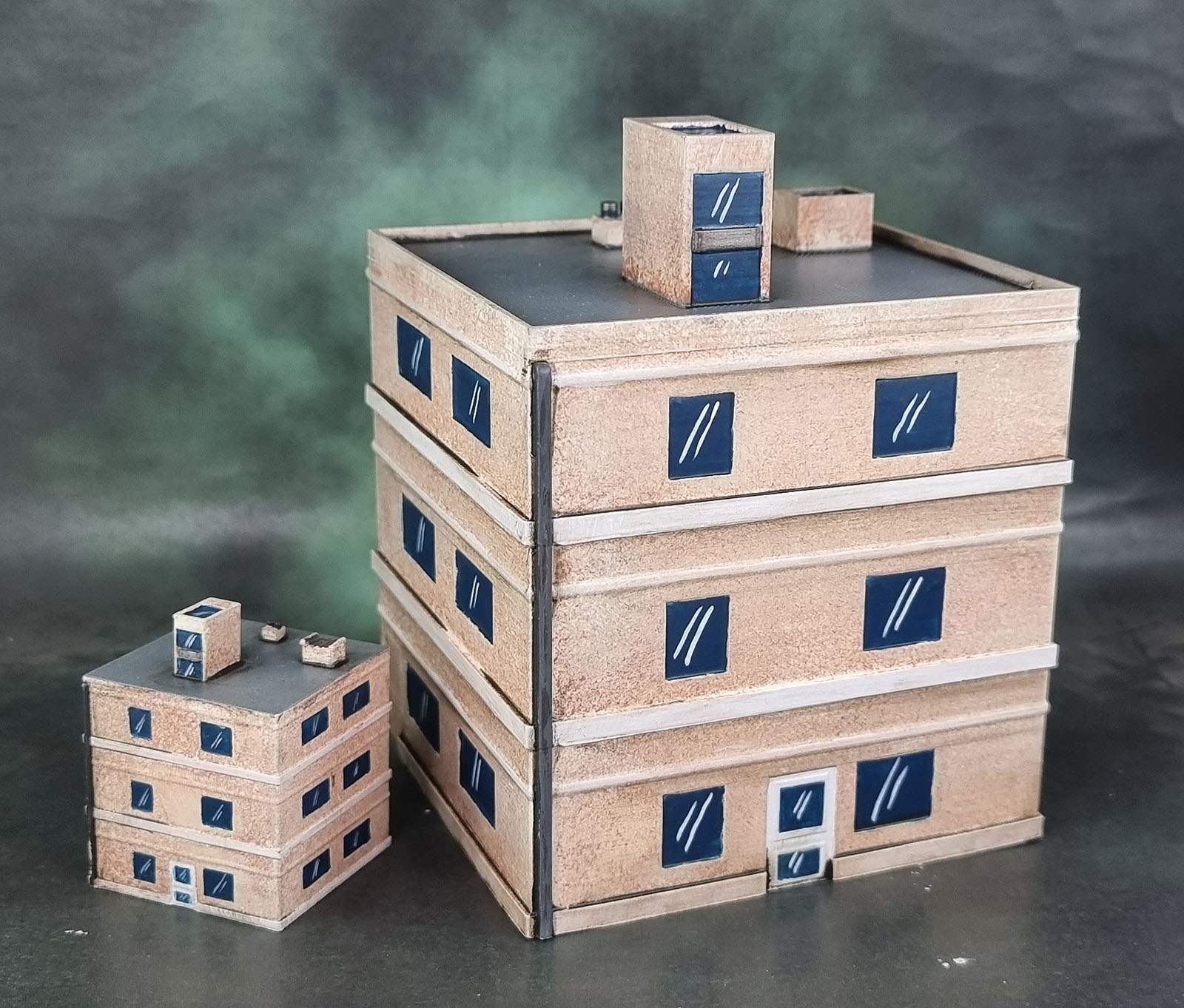 MillerBro's 1/100 scale Low Detail Building 3D Prints: "100apartment3level"