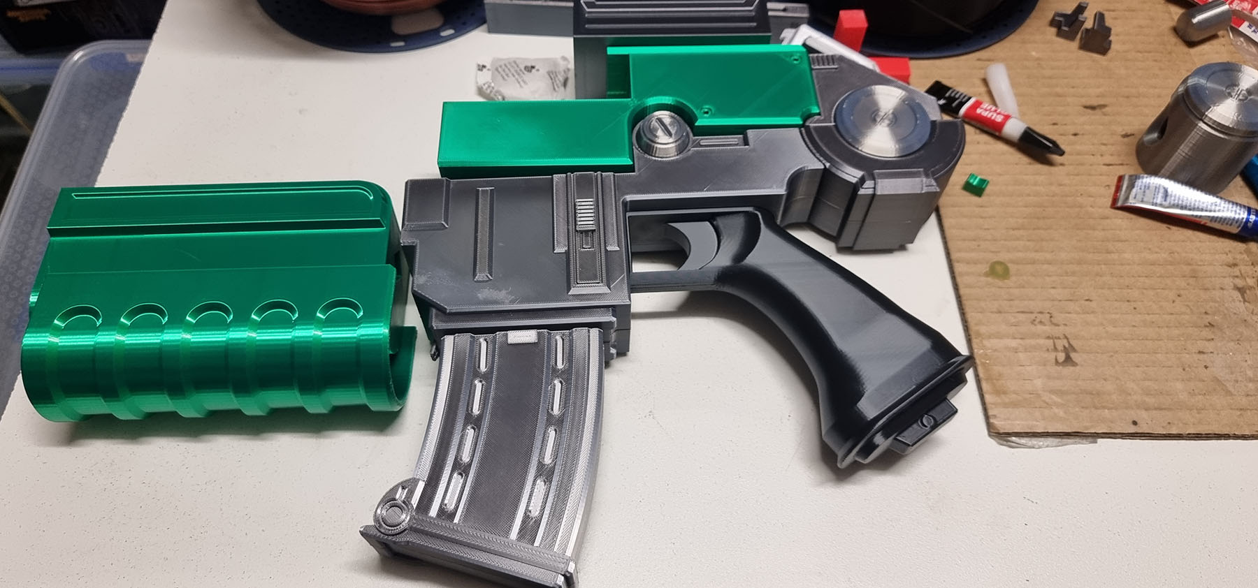 3D Printed Adeptus Astartes MkV Godwyn Pattern Boltguns